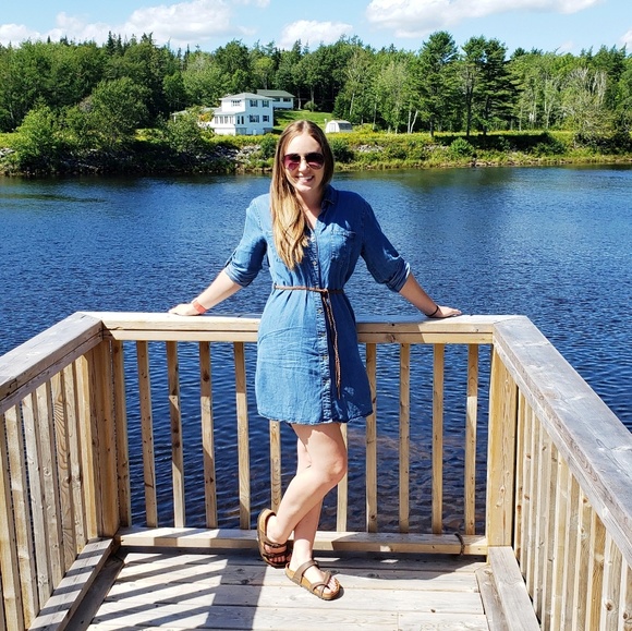 Meet your Posher, Hannah - Picture 1 of 1